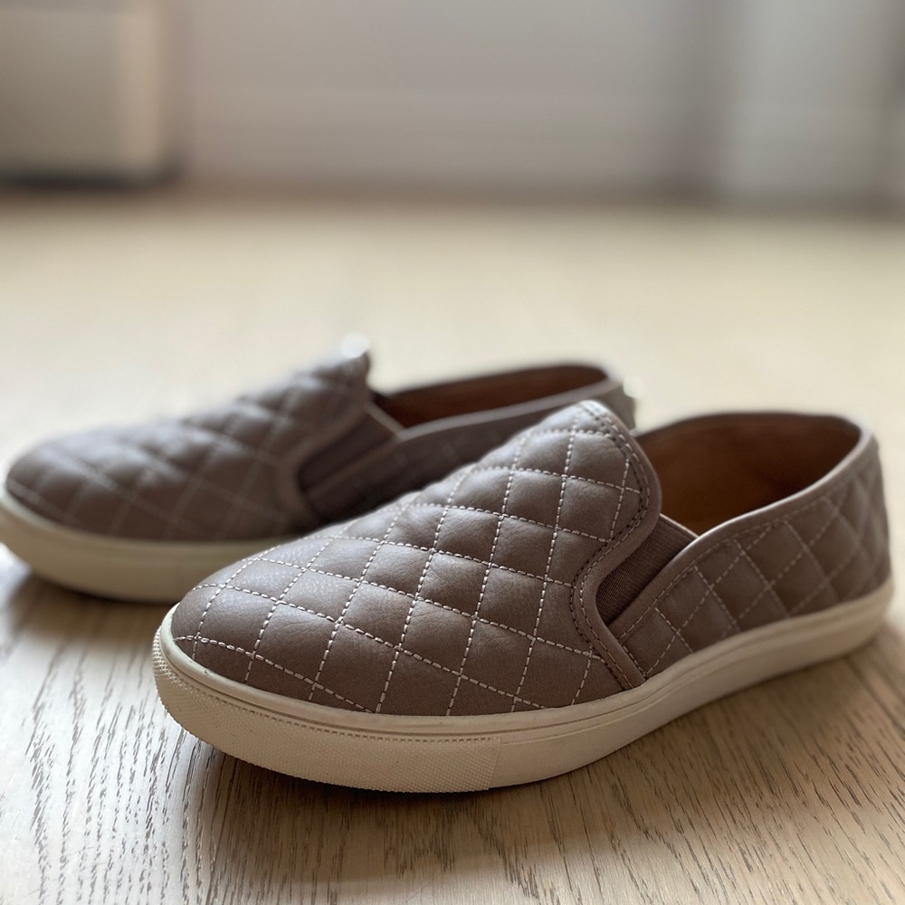 Steve Madden ECENTRCQ SLIP-ON SNEAKER